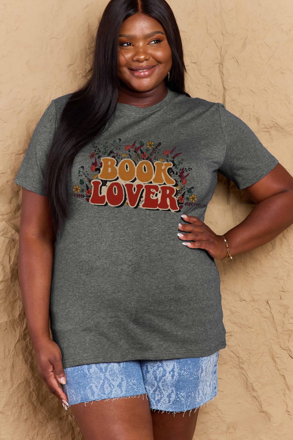 *APP EXCLUSIVE* BOOK LOVER Graphic Cotton Tee