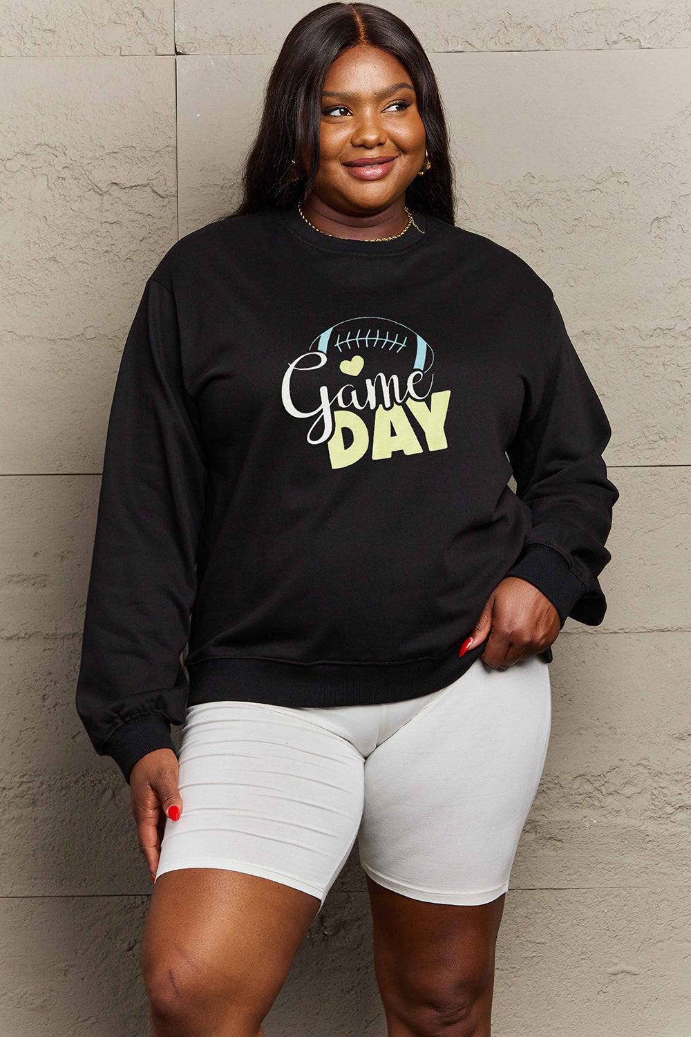 *APP EXCLUSIVE* Gameday Football Graphic Sweatshirt