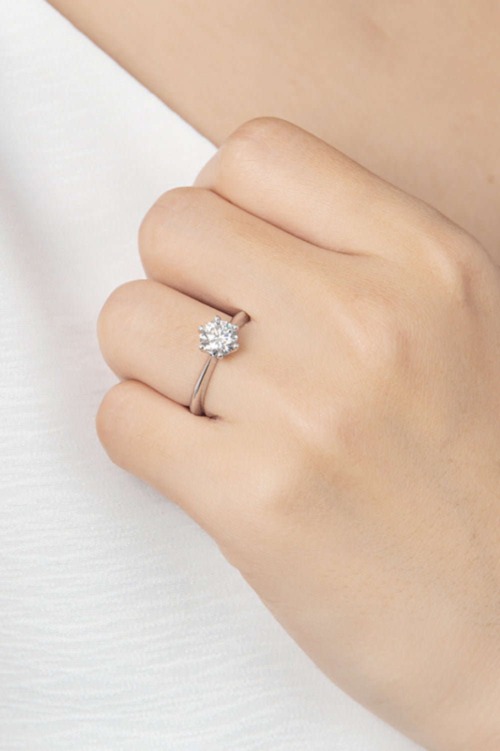 *APP EXCLUSIVE* Wonderful Life 1 Carat Moissanite Platinum-Plated Ring