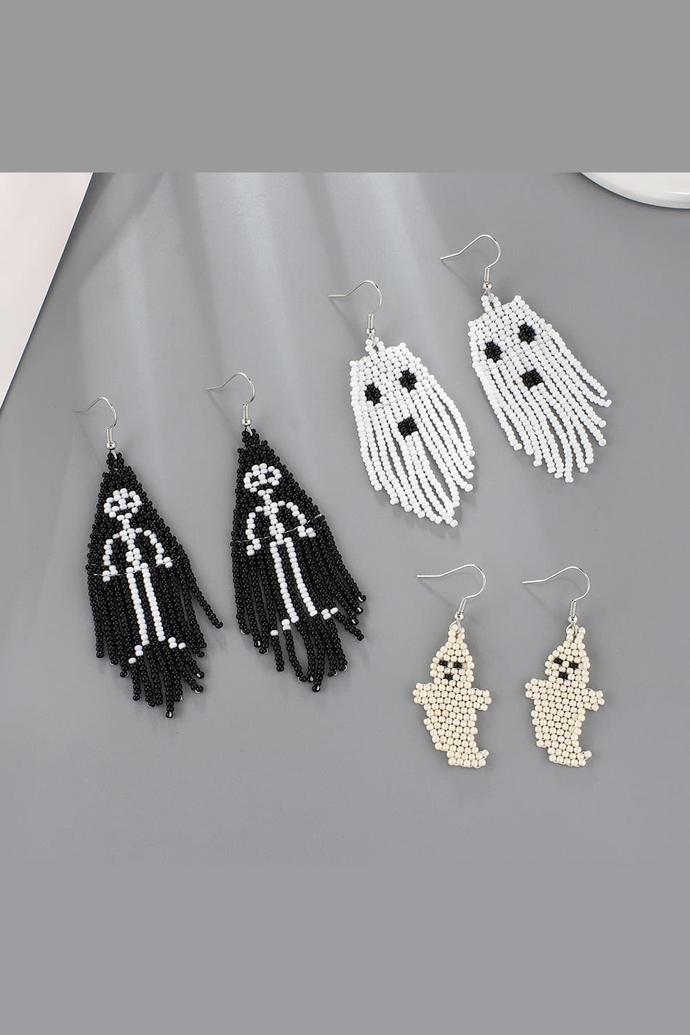 *APP EXCLUSIVE* Halloween Beaded Dangle Earrings