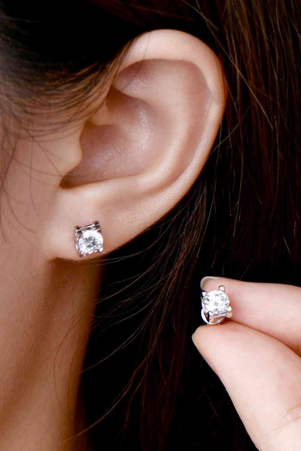 *APP EXCLUSIVE*  Moissanite 925 Sterling Silver Stud Earrings
