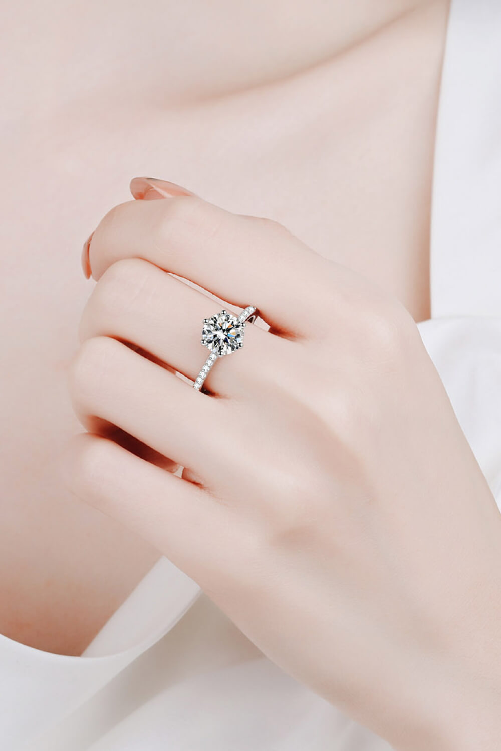*APP EXCLUSIVE* 925 Sterling Silver 2 Carat Moissanite Ring