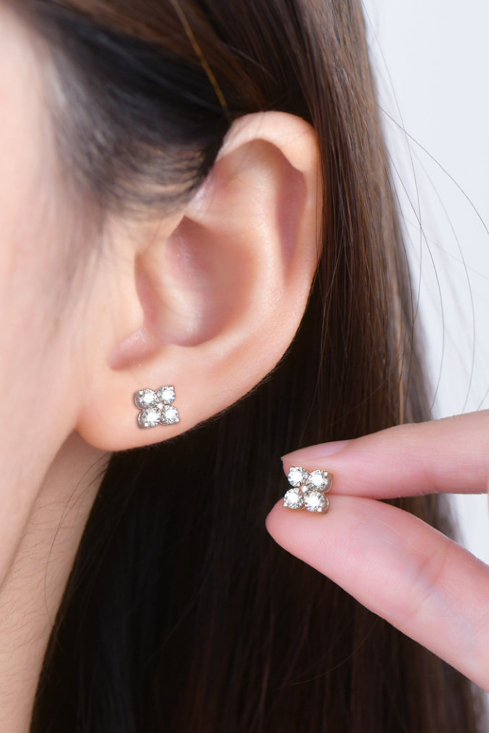 *APP EXCLUSIVE* Moissanite 925 Sterling Silver Four-Leaf Clover Shape Earrings