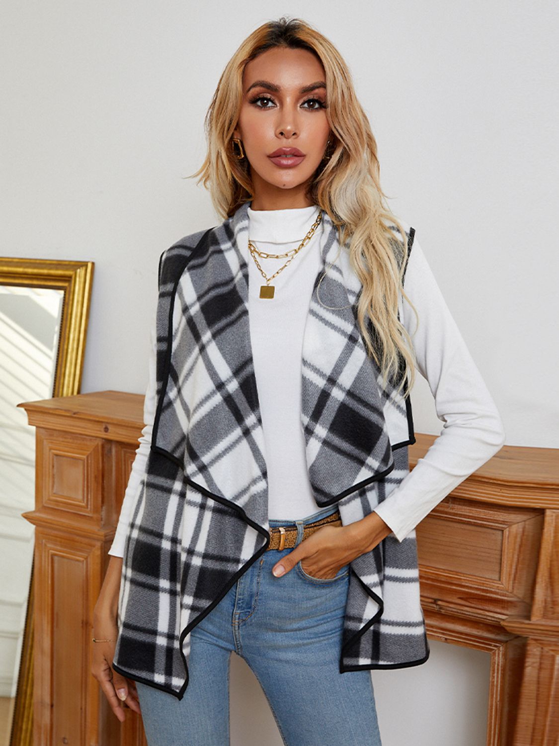 *APP EXCLUSIVE* Plaid Open Front Vest