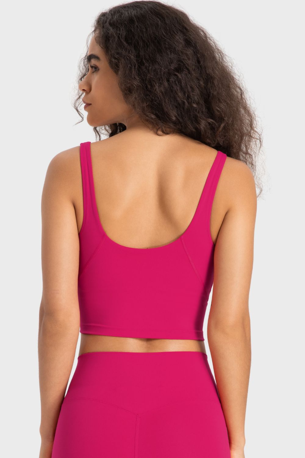 *APP EXCLUSIVE* Deep Vneck Crop Sports Bra