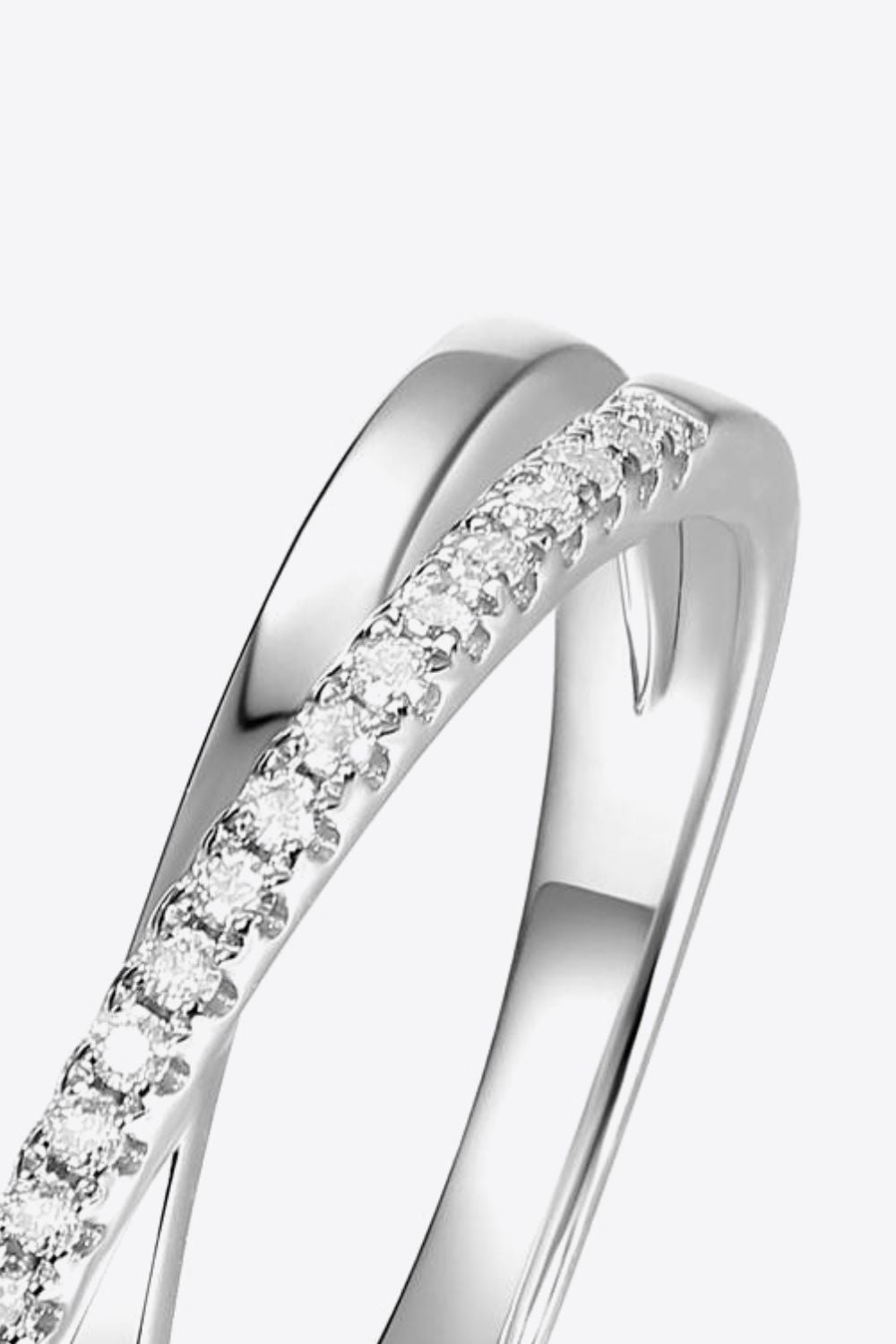*APP EXCLUSIVE* Moissanite Crisscross 925 Sterling Silver Ring