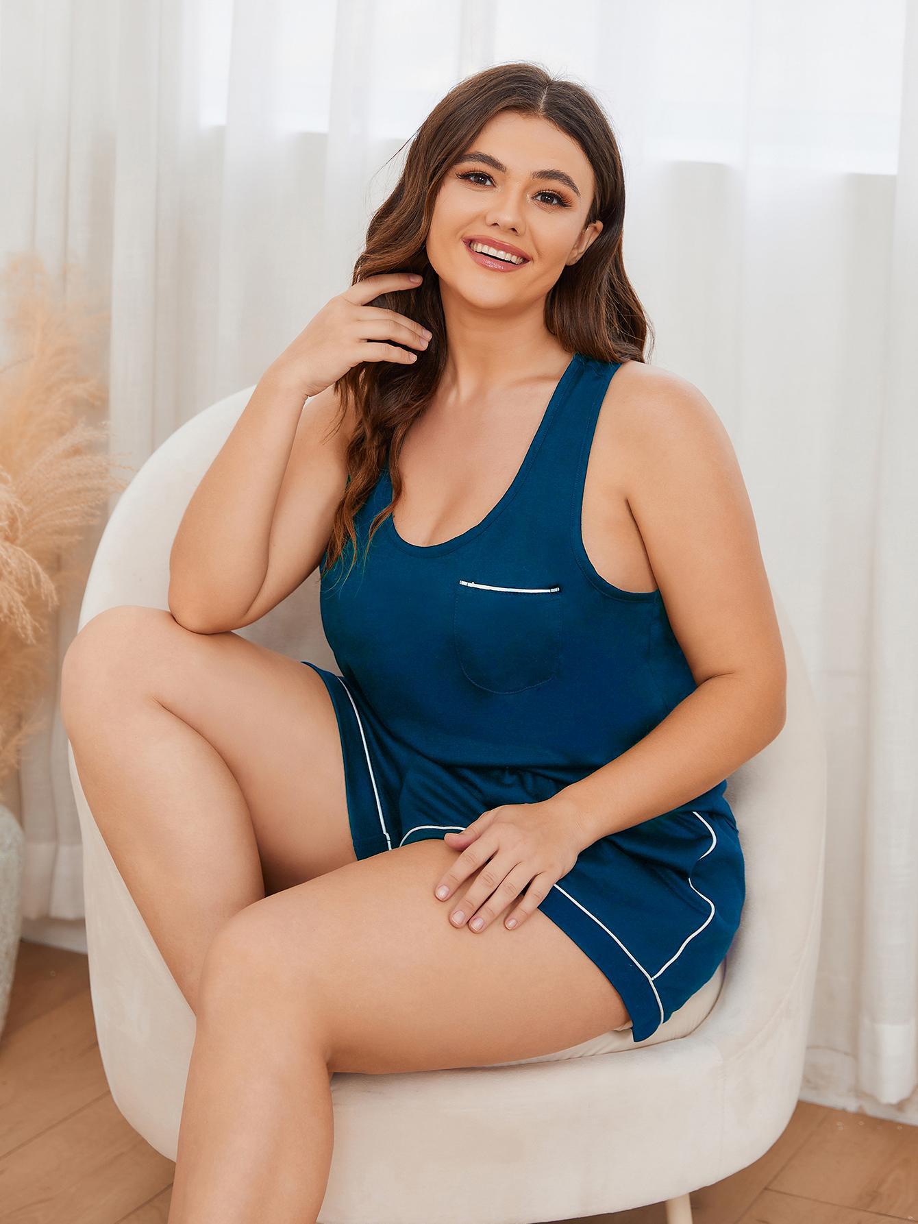 *APP EXCLUSIVE* Contrast Piping Racerback Tank and Shorts Lounge Set
