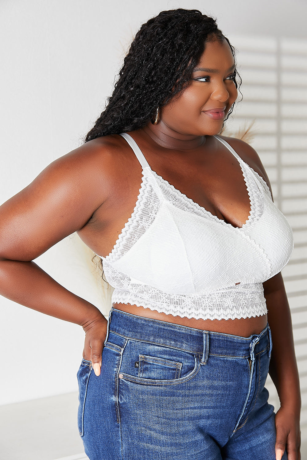*APP EXCLUSIVE* JadyK Full Size Lace Bralette in White