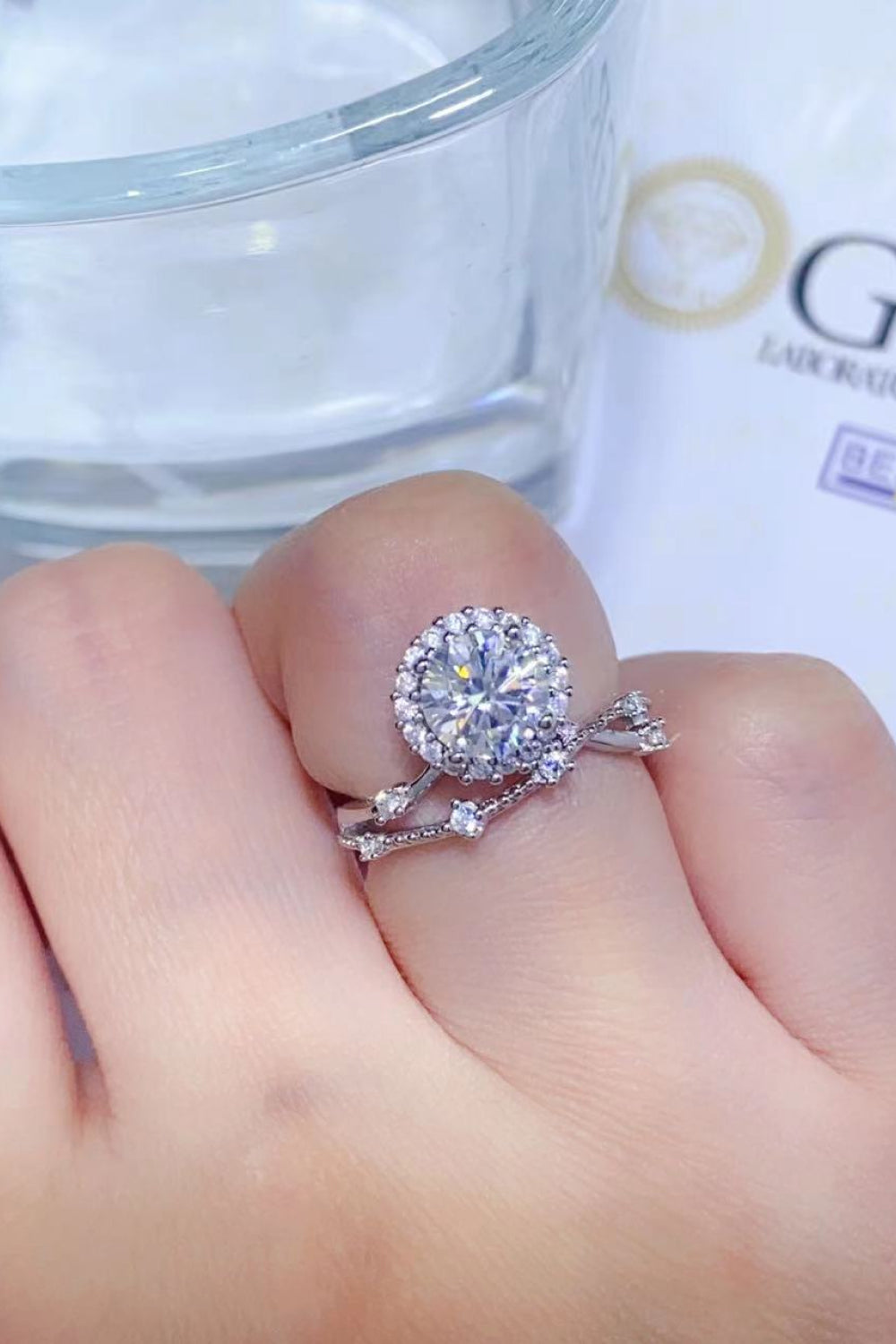 *APP EXCLUSIVE* 1 Carat Moissanite Platinum-Plated Ring