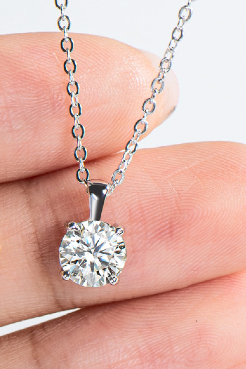 *APP EXCLUSIVE* 925 Sterling Silver 1 Carat Moissanite Chain-Link Necklace