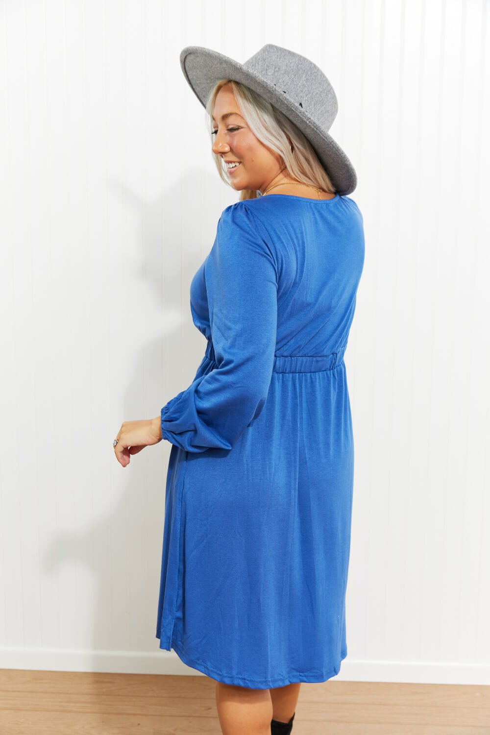 *App Exclusive* Scoop Neck Empire Waist Long Sleeve Mini Dress