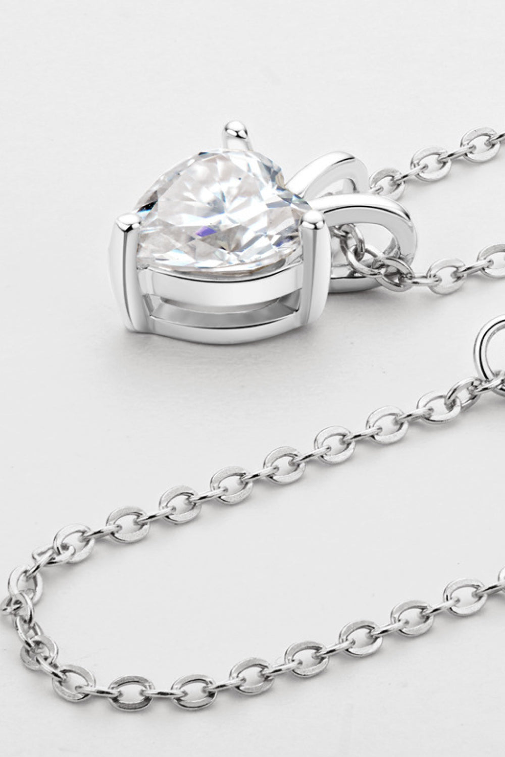 *APP EXCLUSIVE* 1 Carat Moissanite Heart-Shaped Pendant Necklace