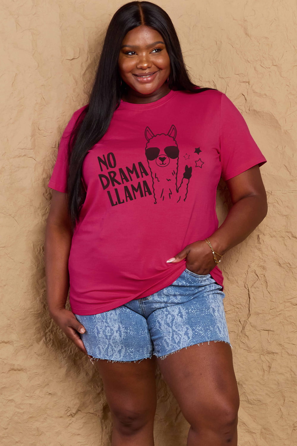 *APP EXCLUSIVE* NO DRAMA LLAMA Graphic Cotton Tee