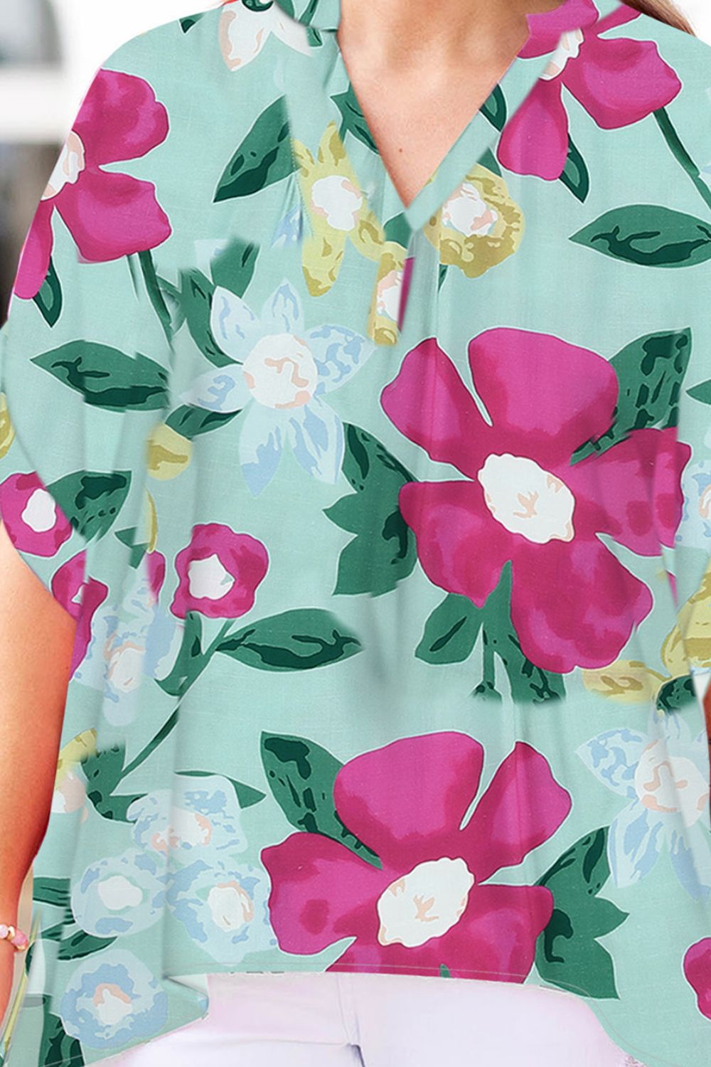 *APP EXCLUSIVE* Printed Notched Neck Half Sleeve Top