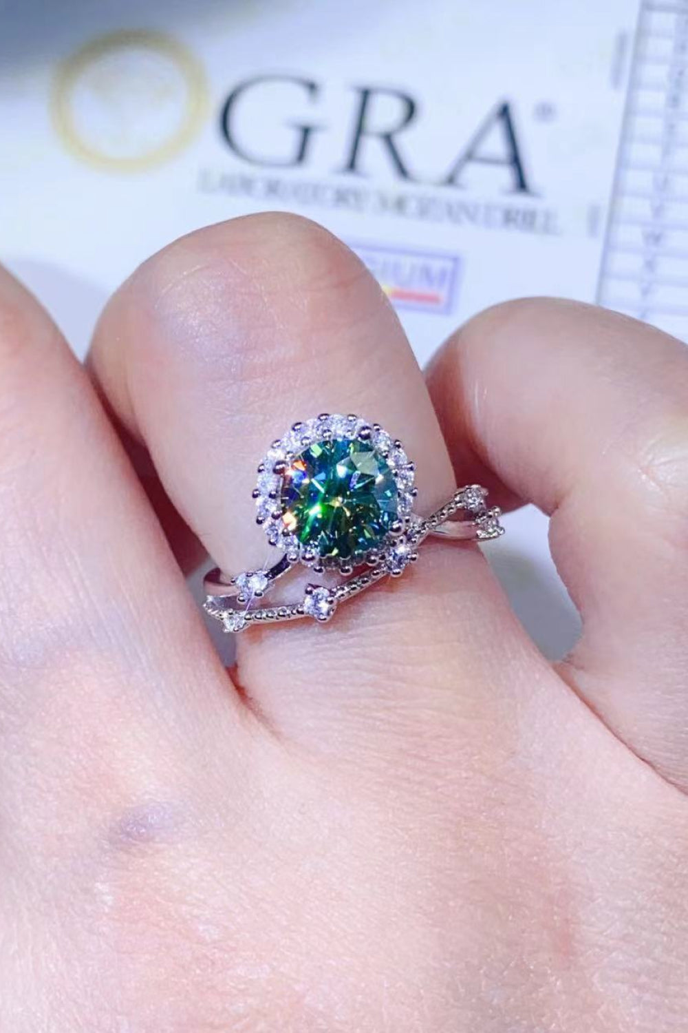 *APP EXCLUSIVE* 1 Carat Moissanite Platinum-Plated Ring