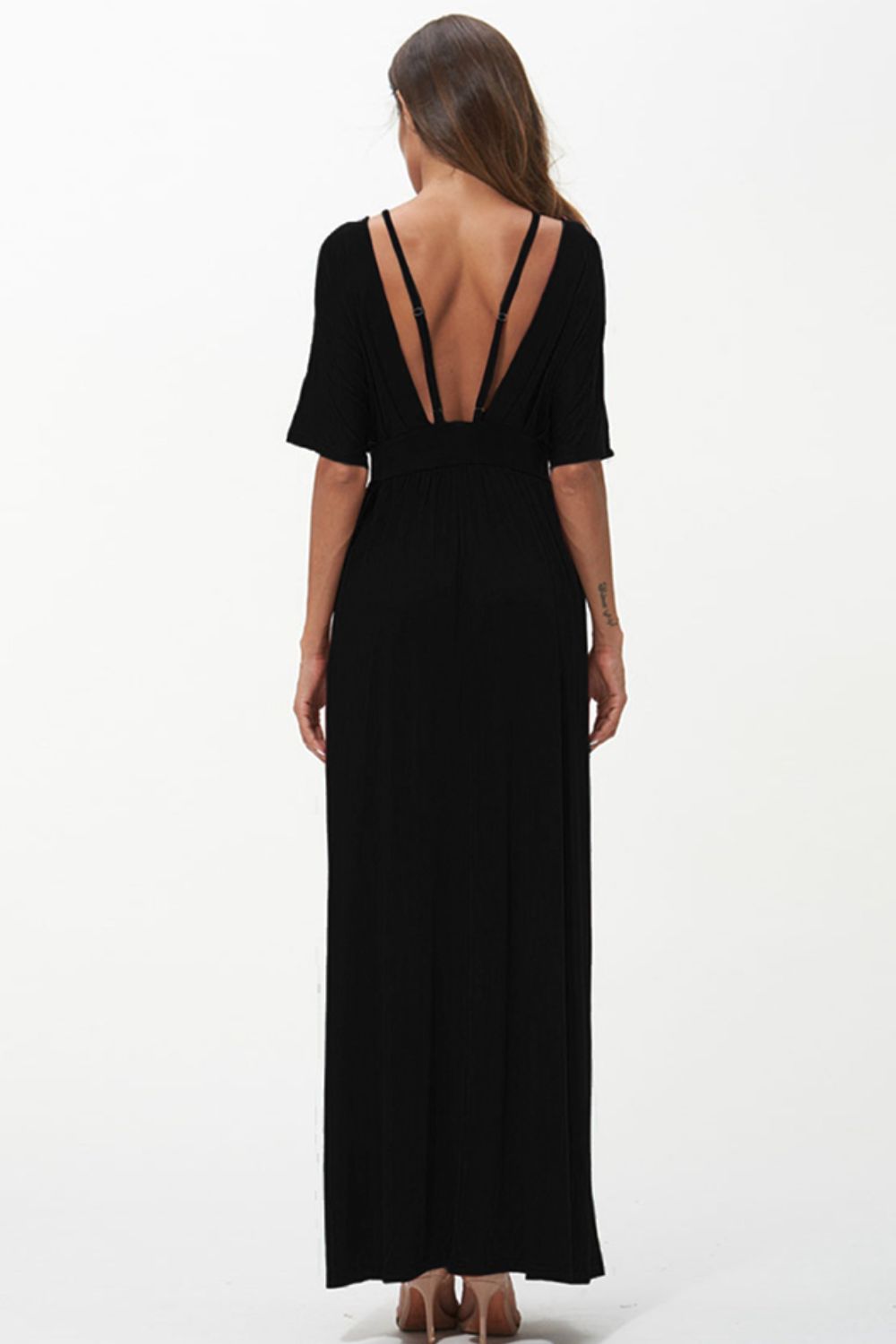 *APP EXCLUSIVE* Strappy Neck Maxi Dress