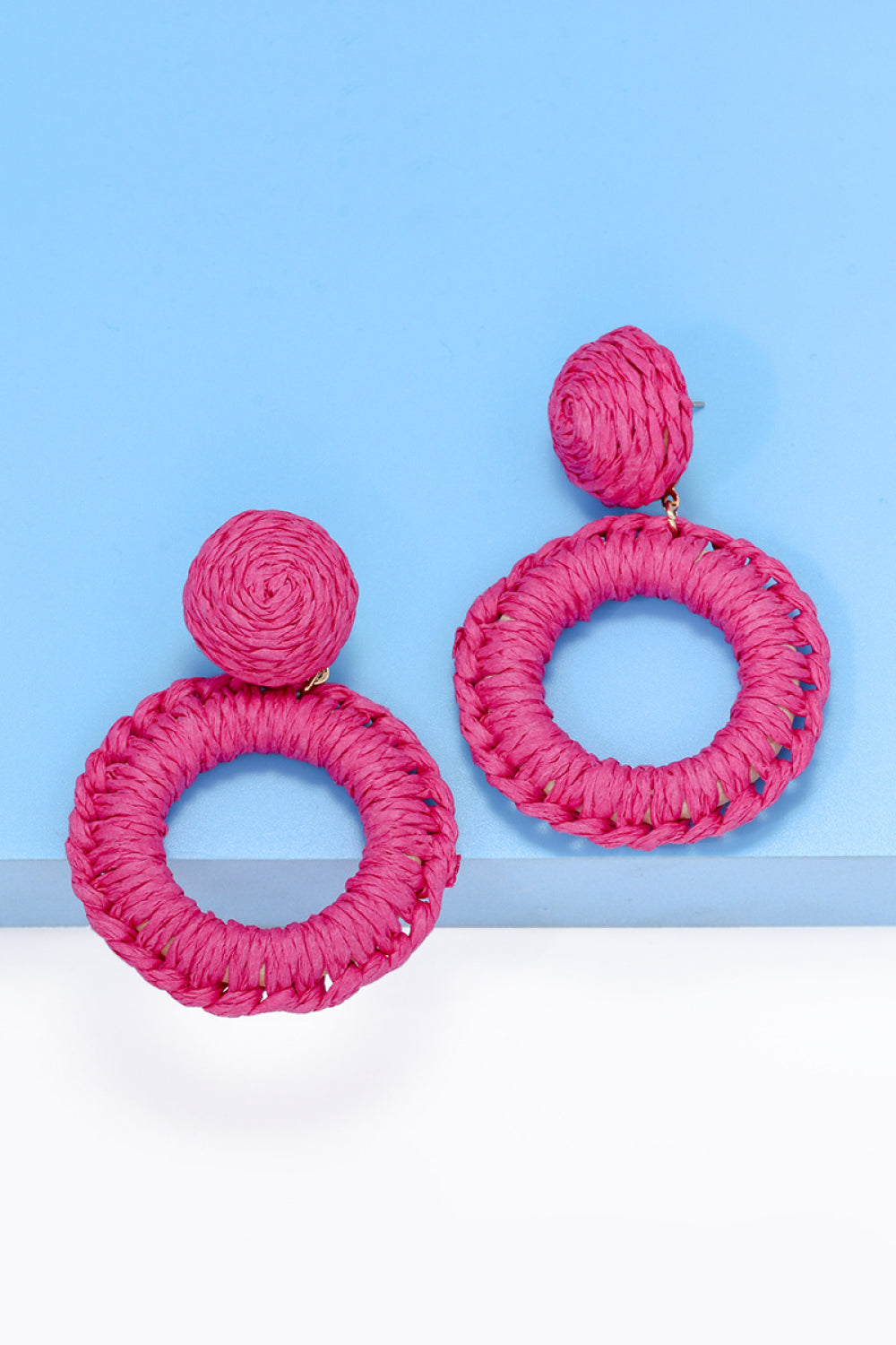 *APP EXCLUSIVE* Round Shape Raffia Grass Dangle Earrings