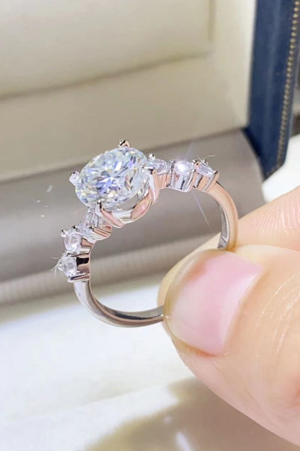 *APP EXCLUSIVE* 2 Carat Moissanite 925 Sterling Silver Ring