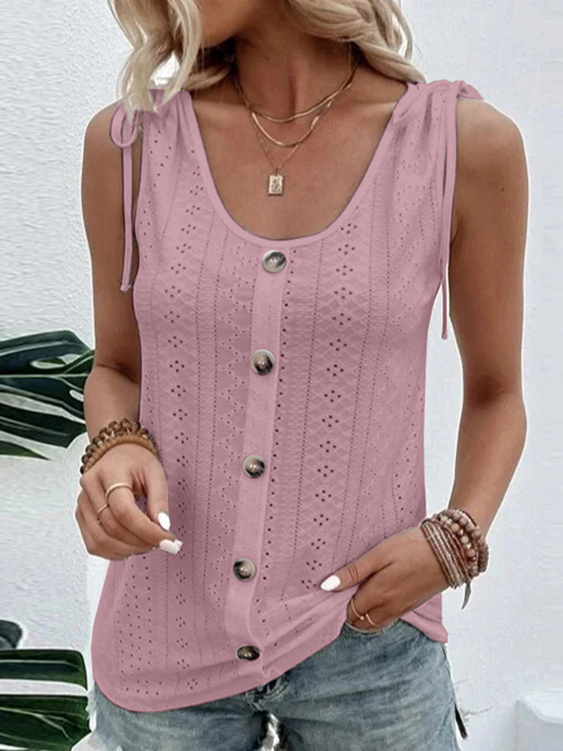 *APP EXCLUSIVE* Scoop Neck Sleeveless Tank Top