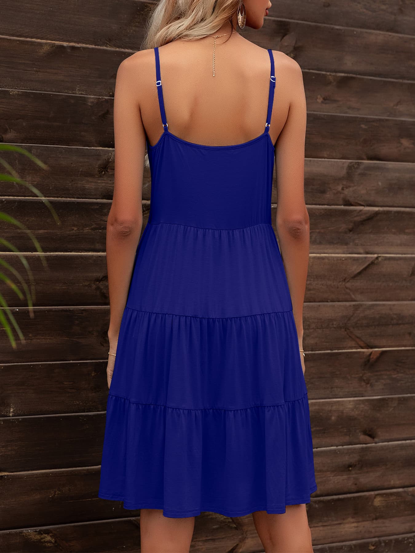 *APP EXCLUSIVE* Spaghetti Strap Vneck Tiered Dress