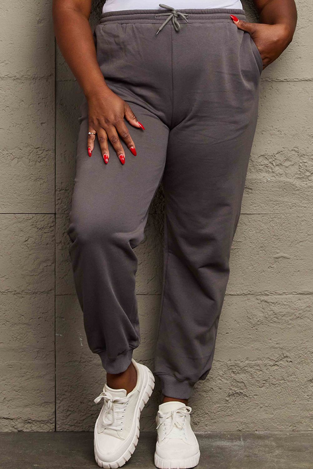*APP EXCLUSIVE* Solid Drawstring Joggers