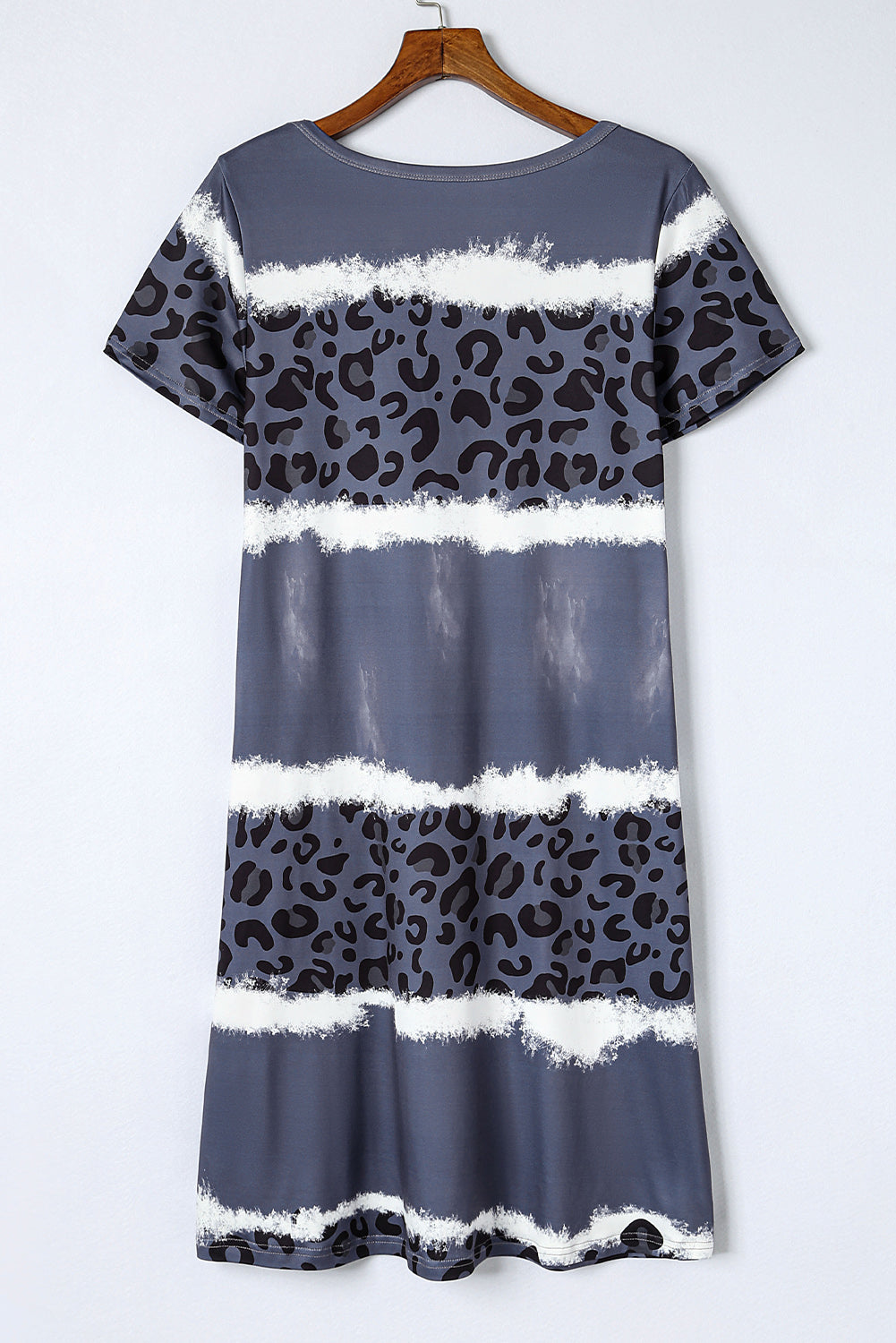 * APP EXCLUSIVE* Leopard Color Block V-Neck Short Sleeve Dress