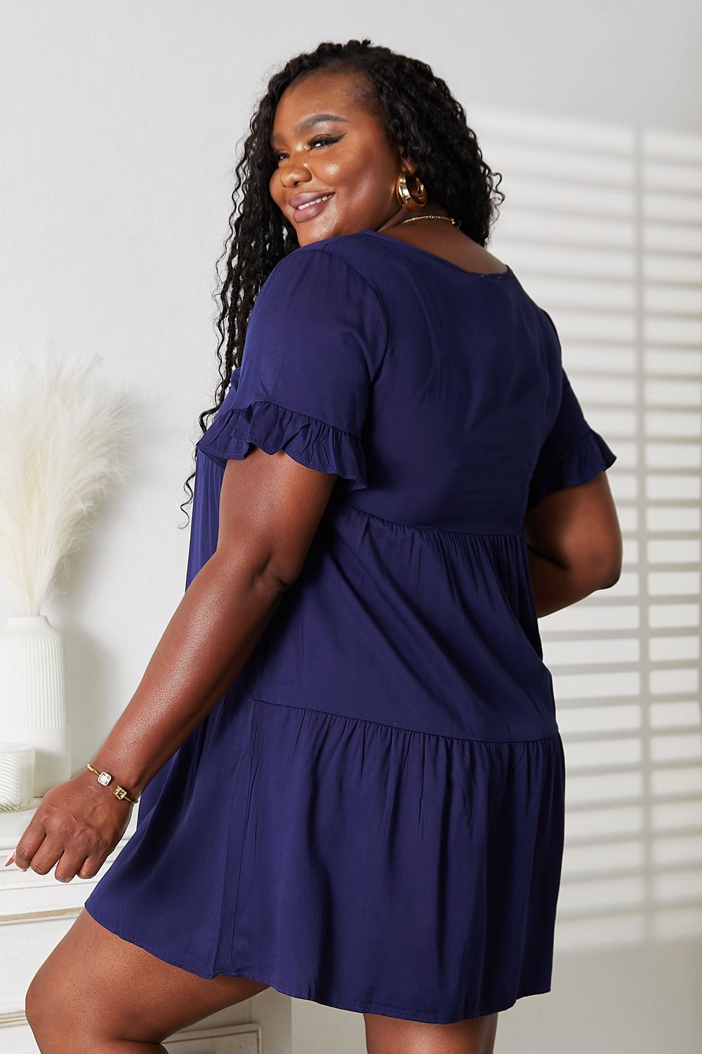 *APP EXCLUSIVE* Vneck Flounce Sleeve Tiered Dress