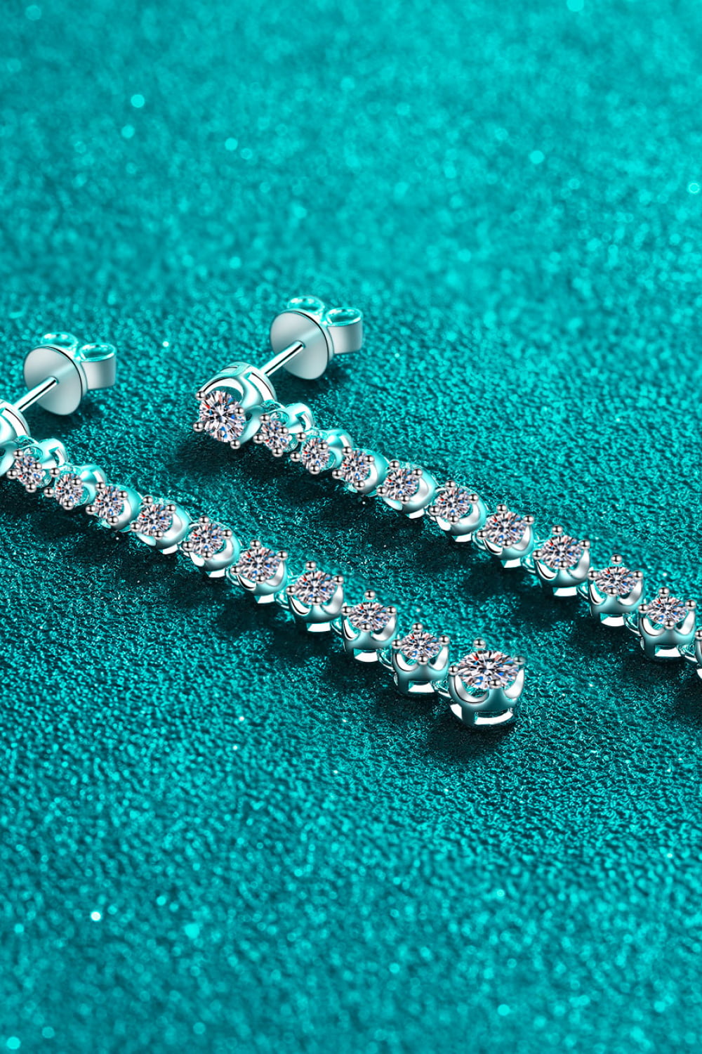 *APP EXCLUSIVE* 1.18 Carat Moissanite Long Earrings