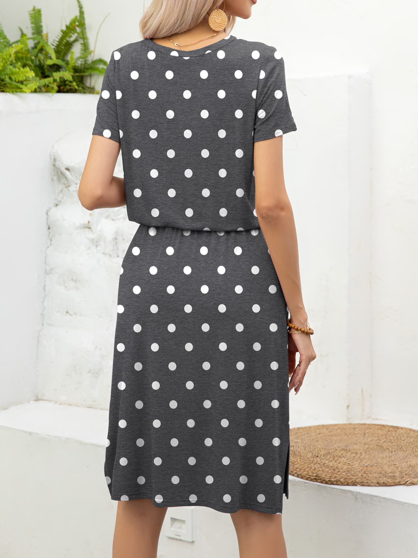 *APP EXCLUSIVE* Round Neck Short Sleeve Slit Dress with Pockets