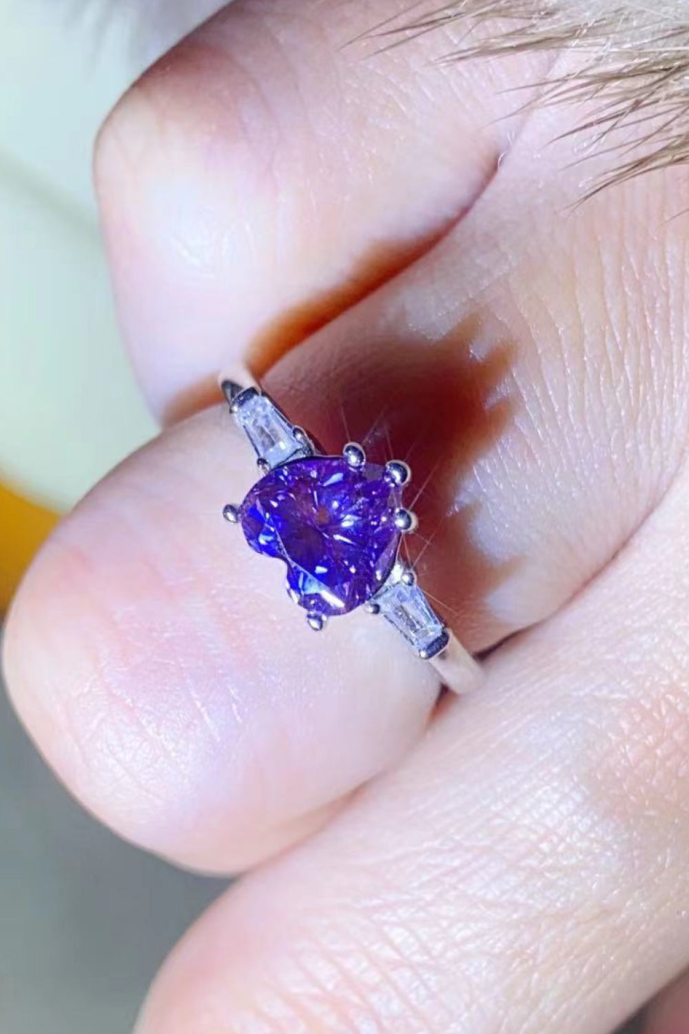 *APP EXCLUSIVE* 1 Carat Moissanite Heart-Shaped Platinum-Plated Ring in Purple