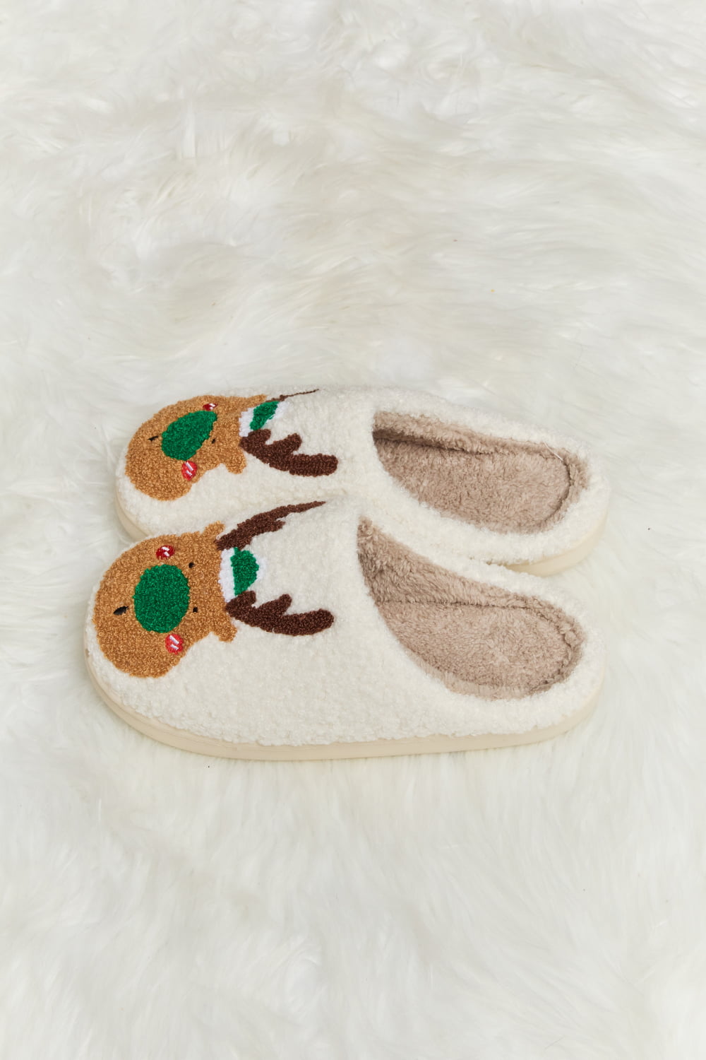 *APP EXCLUSIVE* Rudolph Plush Slide Slippers