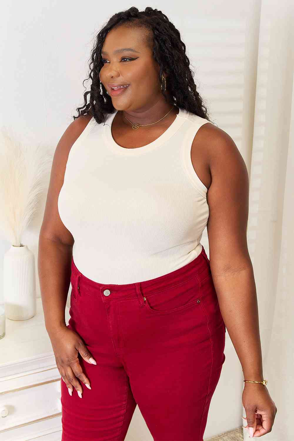 *APP EXCLUSIVE* Round Neck Tank