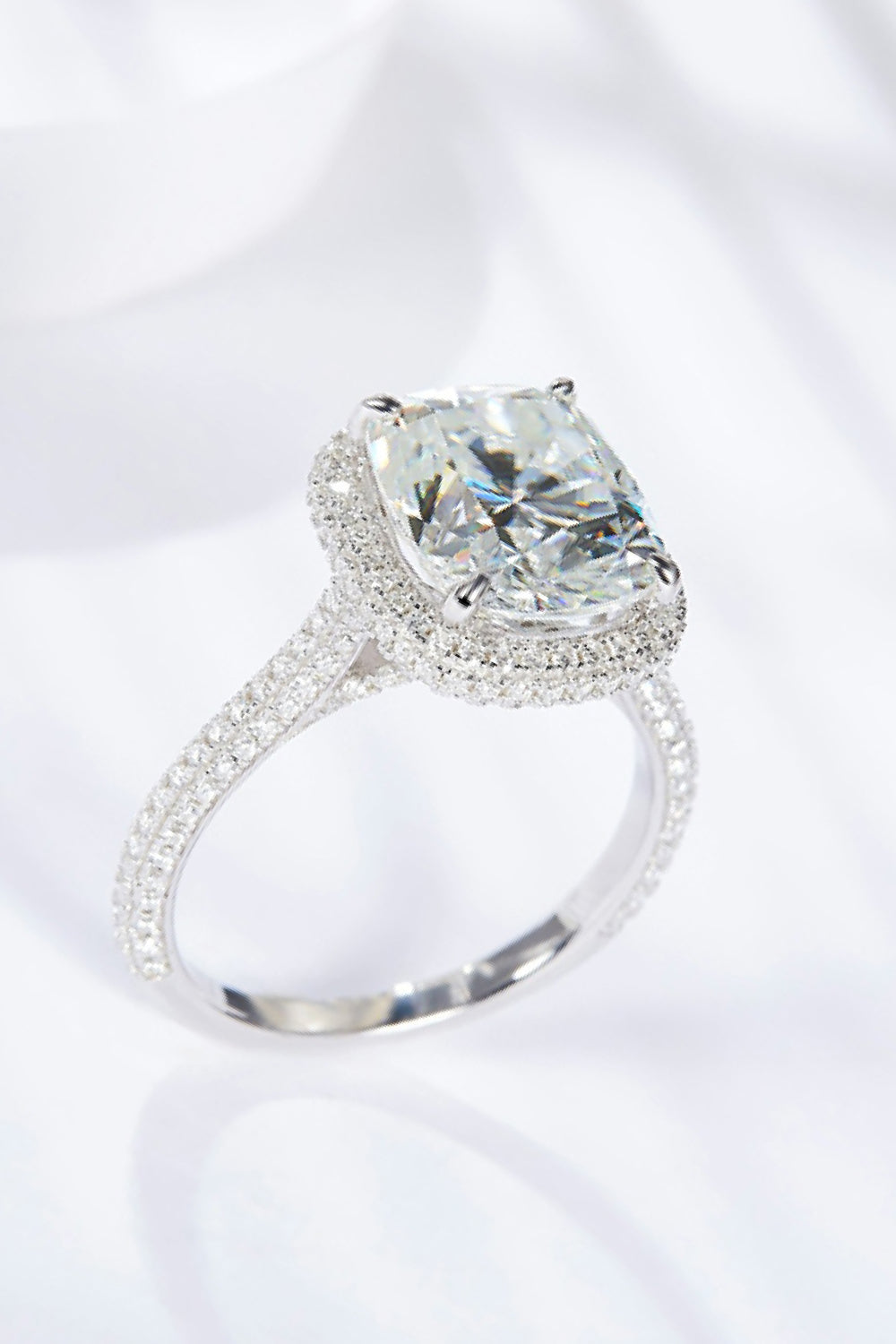 *APP EXCLUSIVE* 6 Carat Moissanite Halo Ring