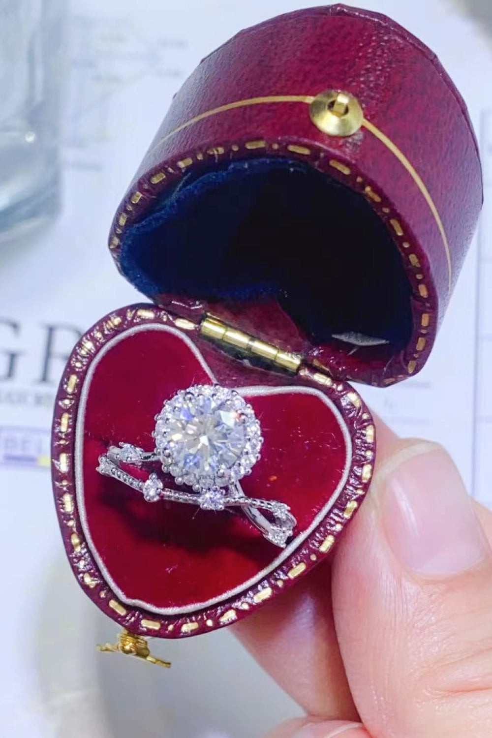 *APP EXCLUSIVE* 1 Carat Moissanite Platinum-Plated Ring