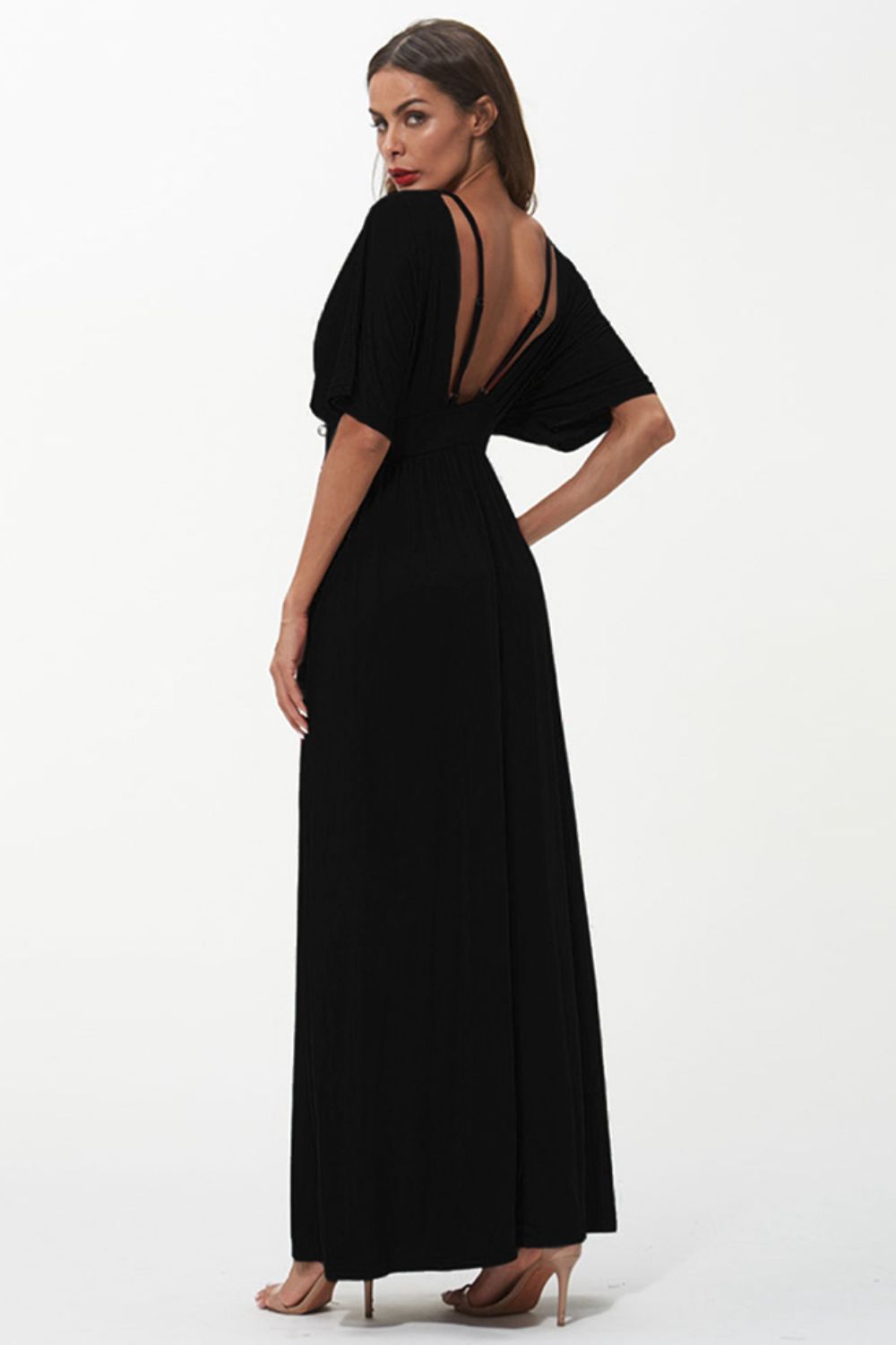 *APP EXCLUSIVE* Strappy Neck Maxi Dress