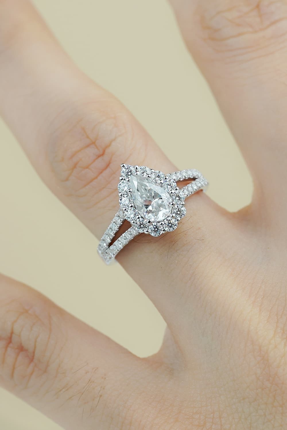*APP EXCLUSIVE* 1 Carat Moissanite Teardrop Ring
