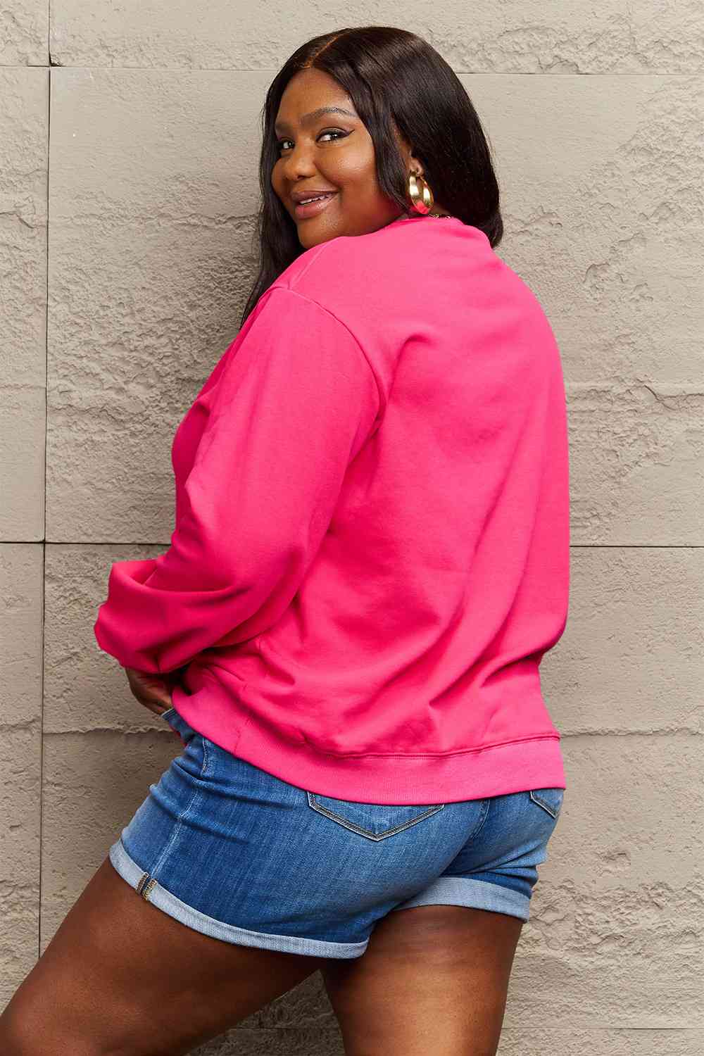 *APP EXCLUSIVE* Baking Spirits Bright Long Sleeve Sweatshirt