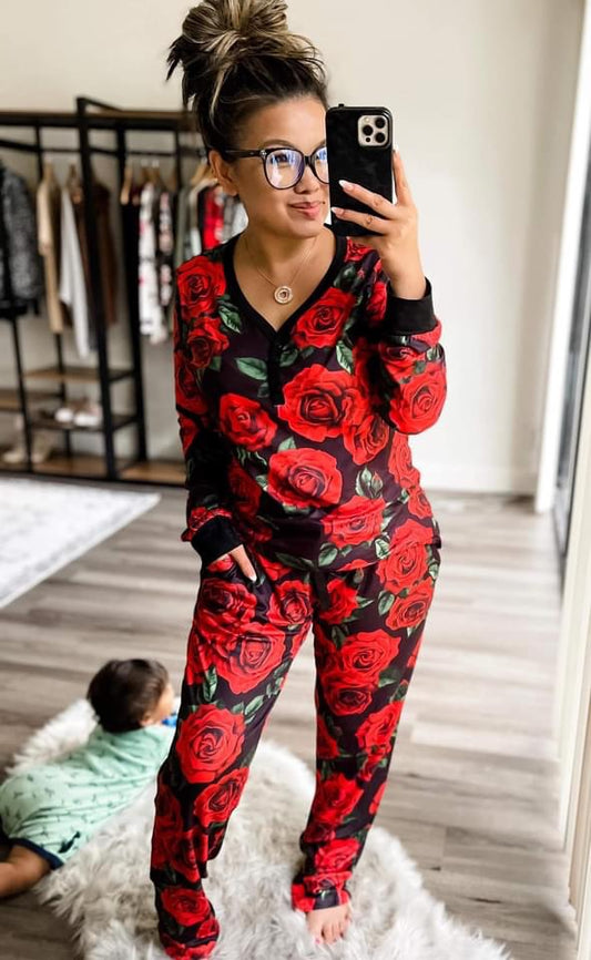Rose Leggings Material Pajama Set