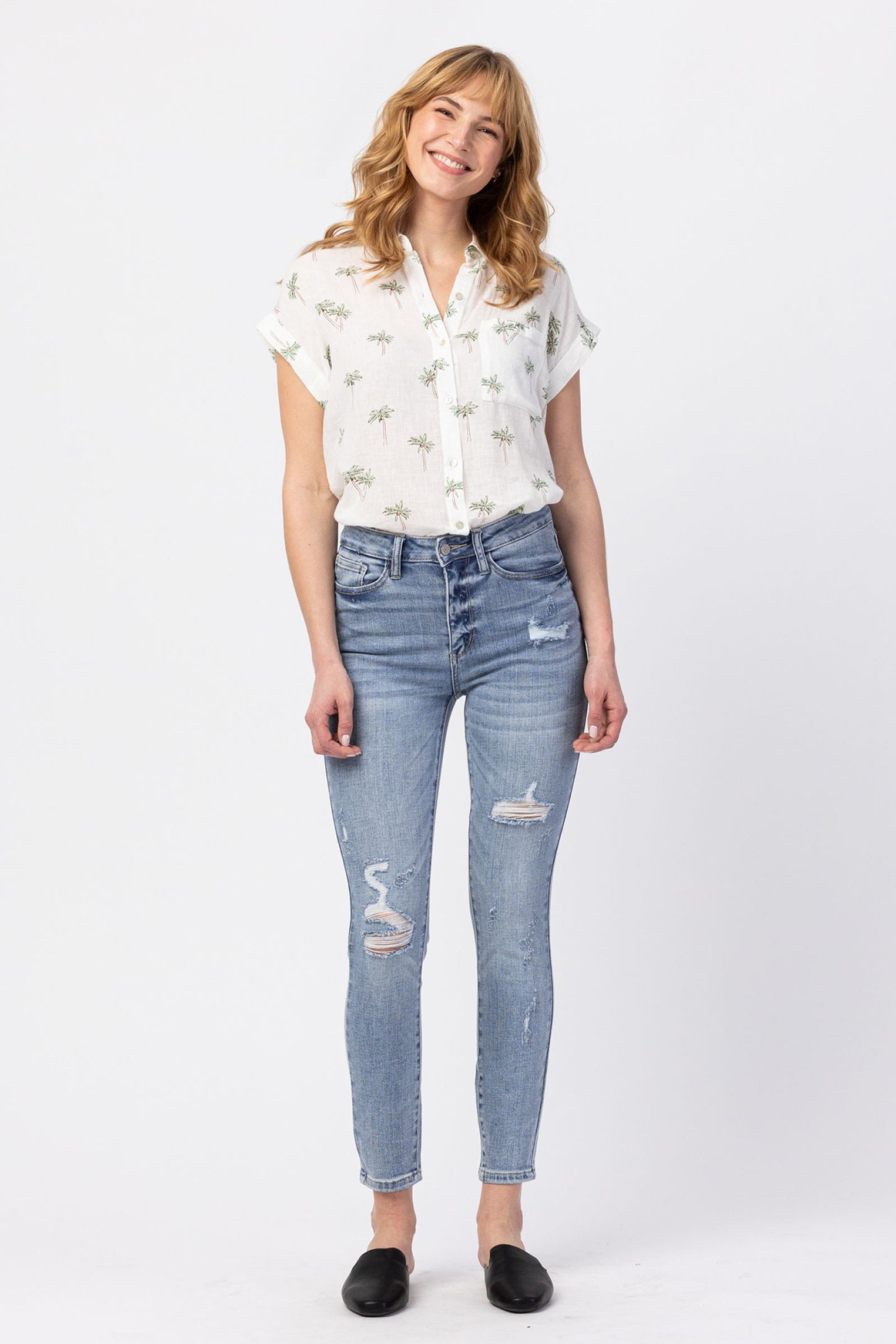 Judy Blue Distressed Skinny Jeans